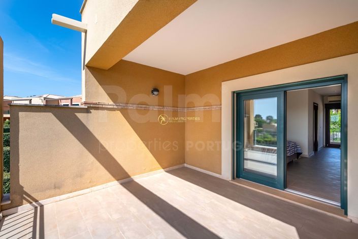 Image No.15-3 Bed Townhouse for sale