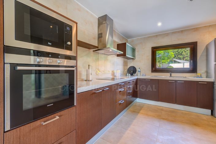 Image No.39-3 Bed Townhouse for sale