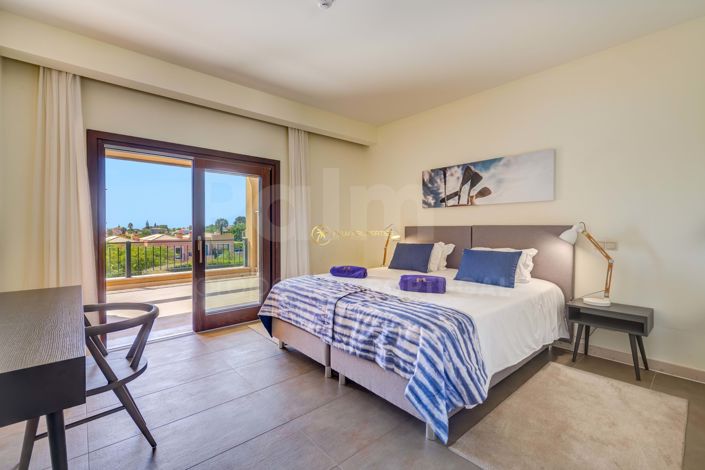 Image No.4-3 Bed Townhouse for sale