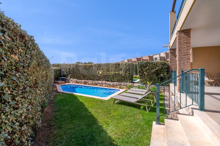 Image No.51-3 Bed Townhouse for sale