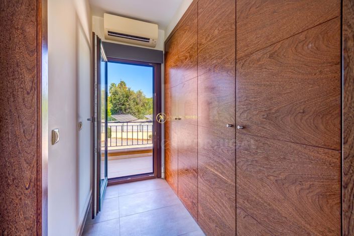 Image No.7-3 Bed Townhouse for sale