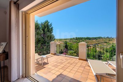 1706-639509-4017d2f44a169e2070a298ad08d2a2828