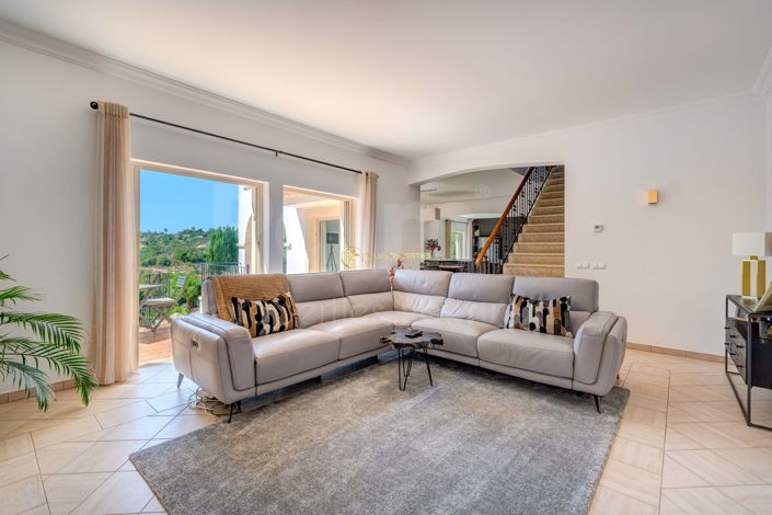 Image No.27-5 Bed Villa for sale