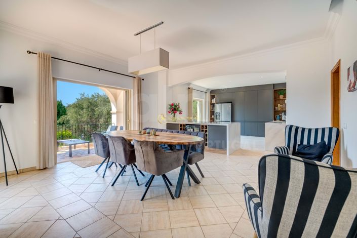 Image No.29-5 Bed Villa for sale