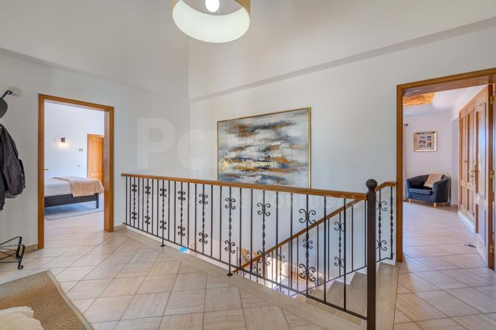 Image No.5-5 Bed Villa for sale