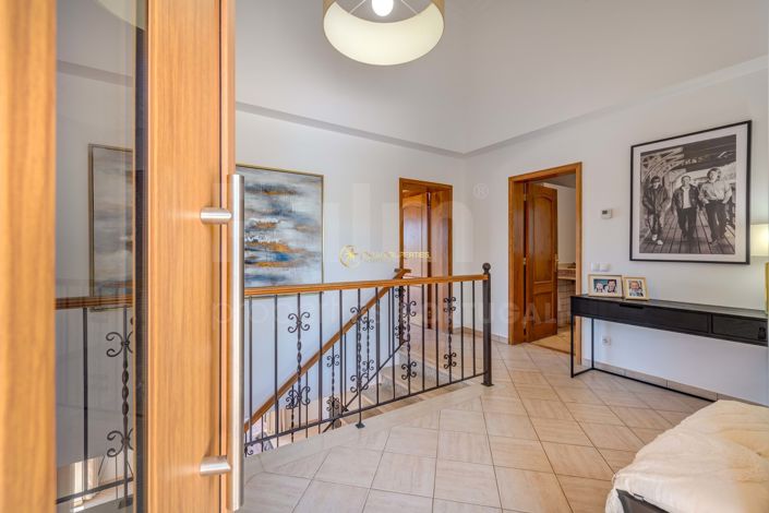 Image No.6-5 Bed Villa for sale