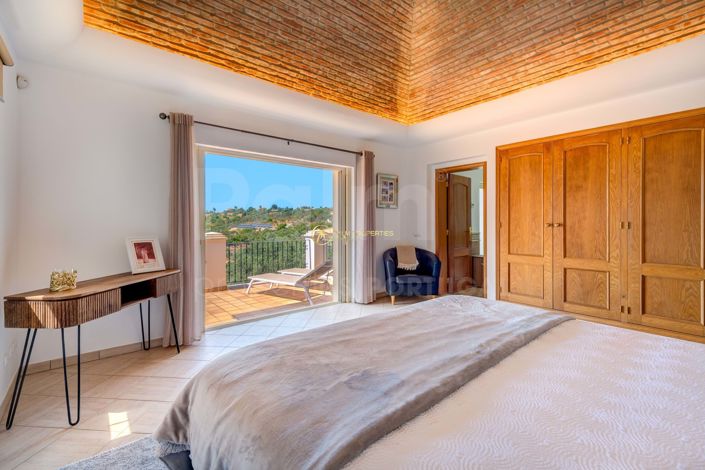 Image No.8-5 Bed Villa for sale