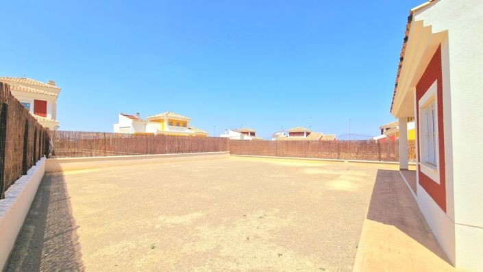 Image No.19-3 Bed Villa for sale