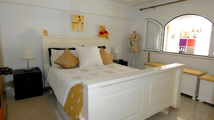 Image No.27-5 Bed Villa for sale