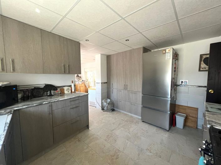 Image No.20-4 Bed Villa for sale