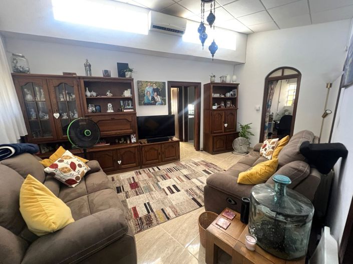 Image No.6-4 Bed Villa for sale