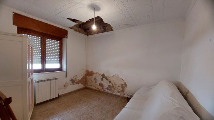 Image No.17-4 Bed Townhouse for sale