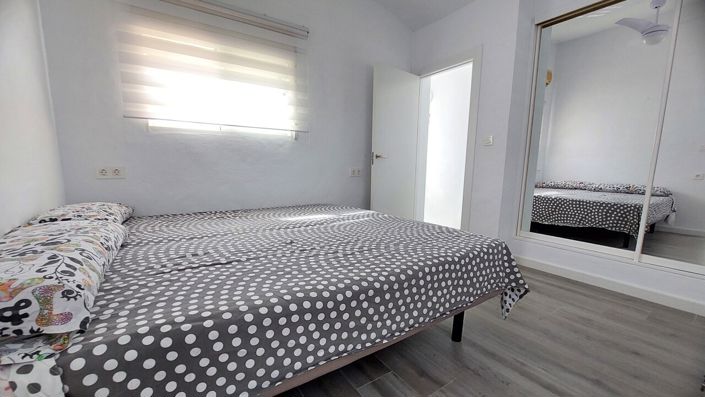 Image No.17-3 Bed Villa for sale