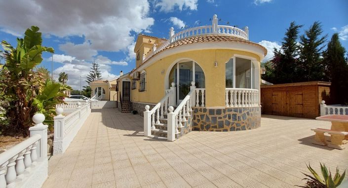 Image No.6-3 Bed Villa for sale