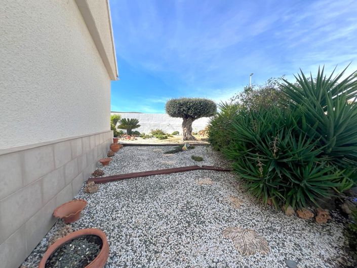 Image No.26-3 Bed Villa for sale