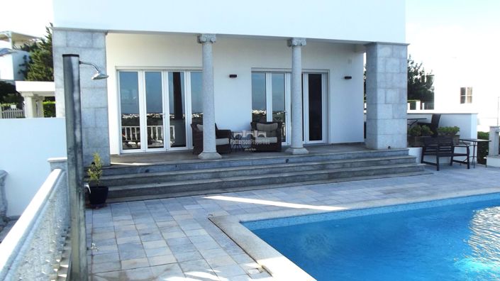 Image No.3-4 Bed Villa for sale