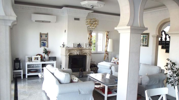 Image No.6-4 Bed Villa for sale