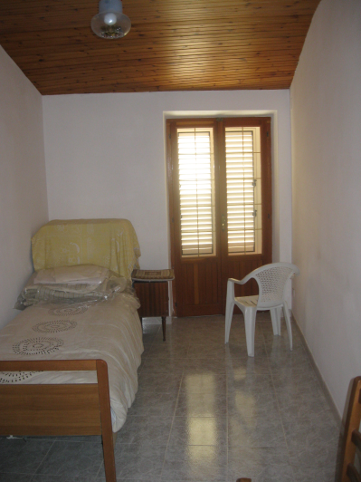 Image No.12-2 Bed Townhouse for sale