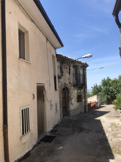 Image No.29-2 Bed Townhouse for sale