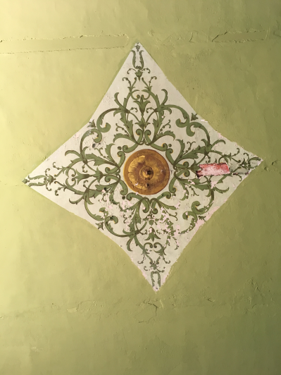 Image No.20-6 Bed Townhouse for sale