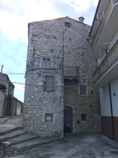 Image No.1-4 Bed Village House for sale