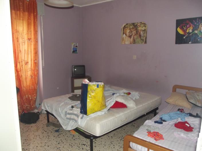 Image No.12-3 Bed Farmhouse for sale