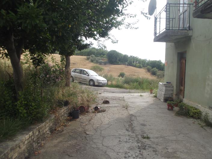 Image No.23-3 Bed Farmhouse for sale