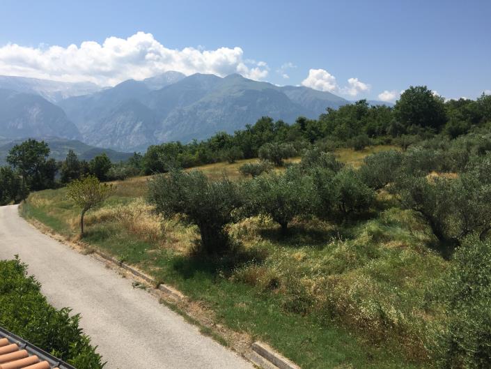 Image No.2-3 Bed Farmhouse for sale