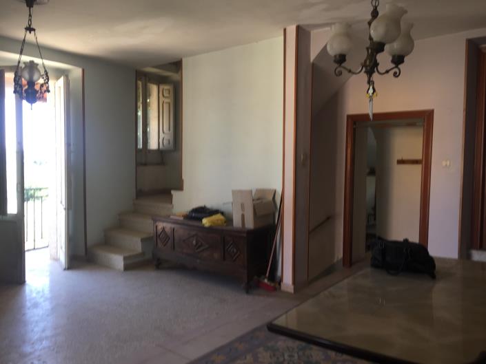 Image No.13-3 Bed Property for sale