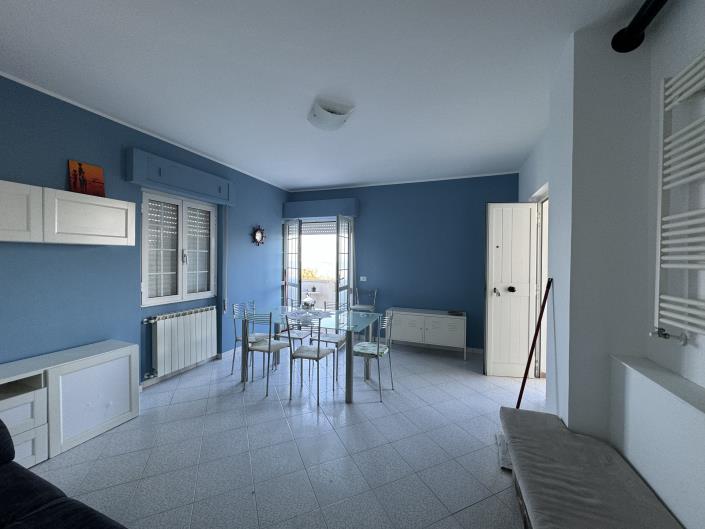 Image No.20-2 Bed Apartment for sale