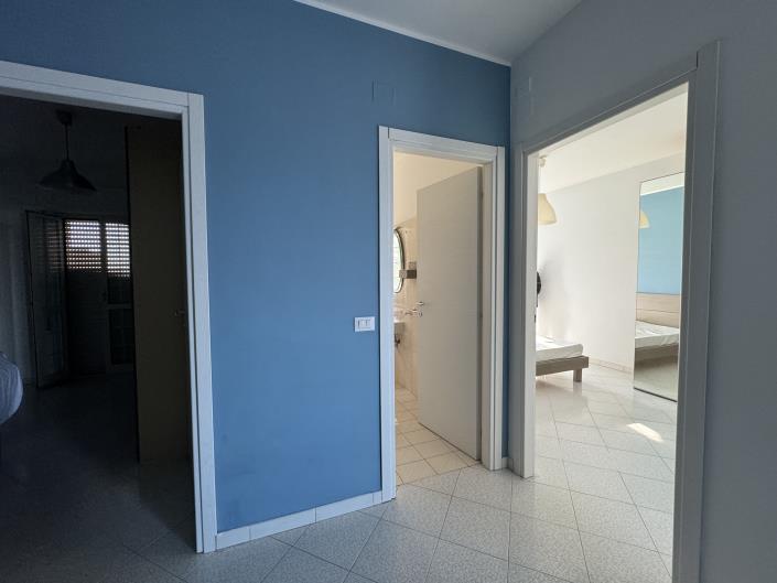 Image No.32-2 Bed Apartment for sale