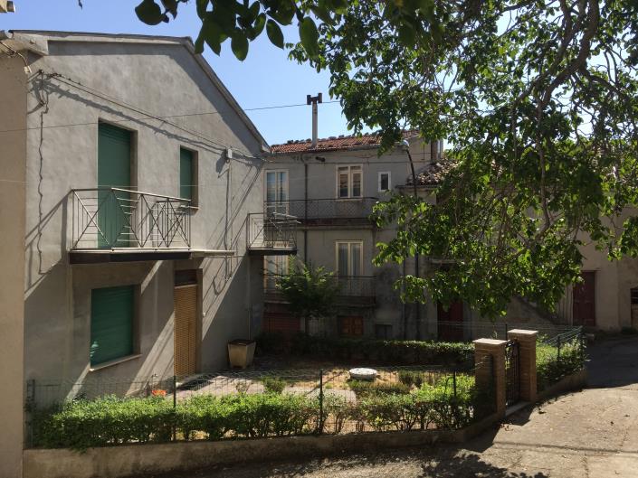 Image No.3-2 Bed House for sale