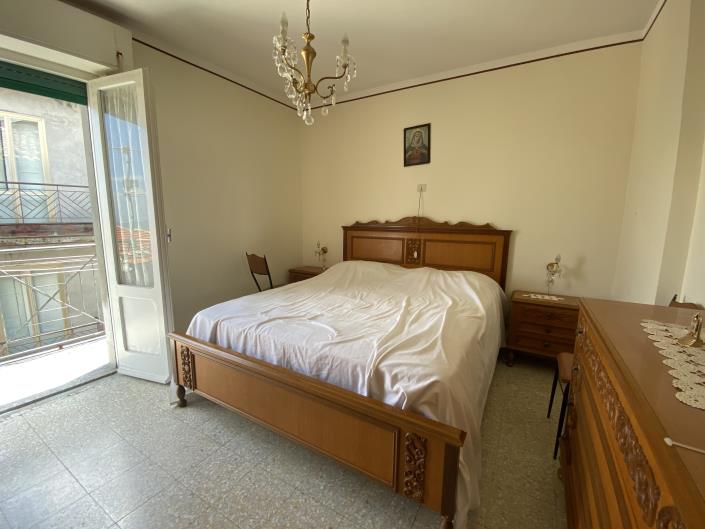 Image No.10-2 Bed House for sale