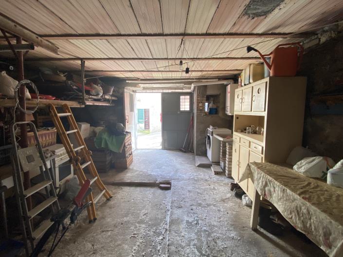 Image No.20-2 Bed House for sale