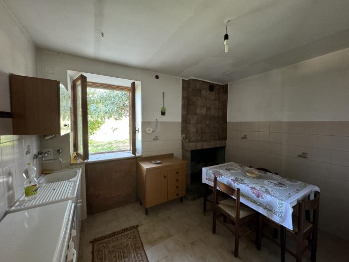 Image No.14-4 Bed House for sale