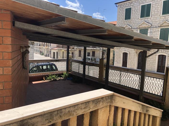 Image No.6-House for sale