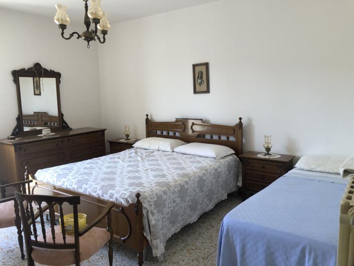 Image No.23-3 Bed Village House for sale