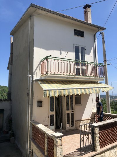 Image No.1-3 Bed Village House for sale