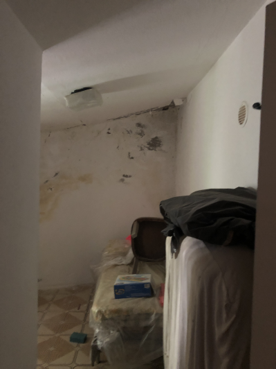 Image No.21-2 Bed Village House for sale