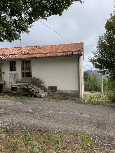 Image No.45-4 Bed Village House for sale