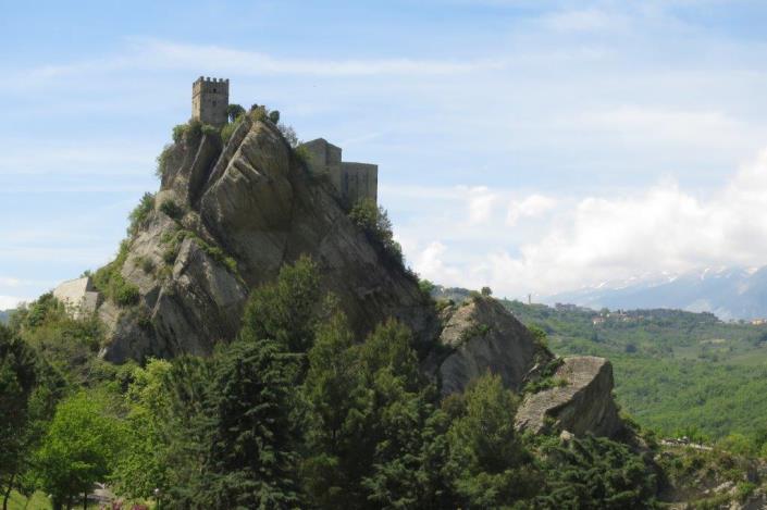 Image No.60-2 Bed Village House for sale