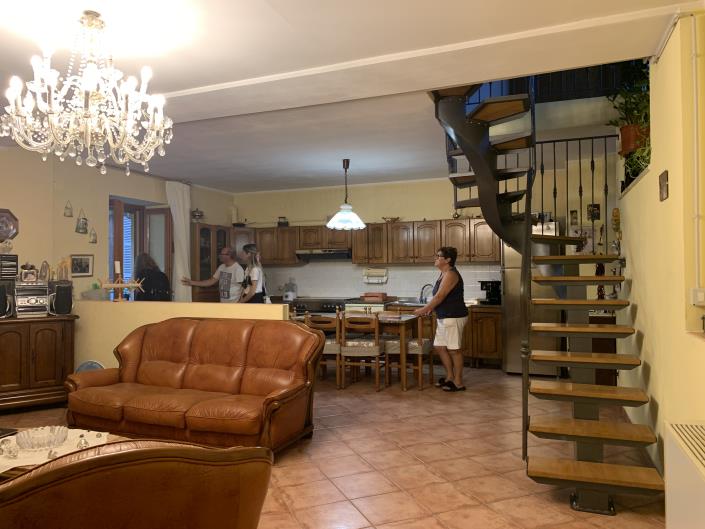 Image No.18-3 Bed Townhouse for sale