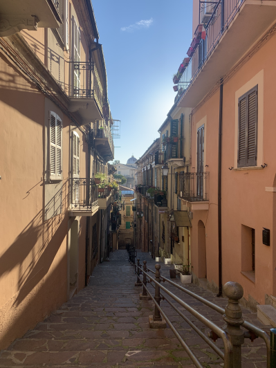 Image No.55-3 Bed Townhouse for sale