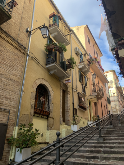 Image No.51-3 Bed Townhouse for sale