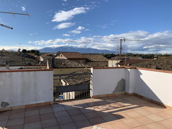 Image No.31-3 Bed Townhouse for sale