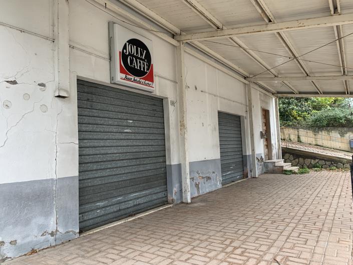 Image No.7-2 Bed Bar for sale