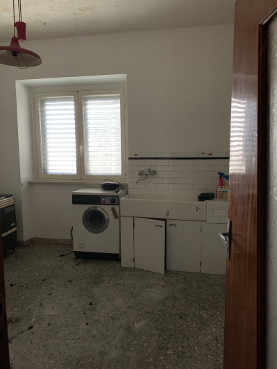 Image No.11-2 Bed Bar for sale