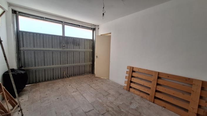 Image No.20-1 Bed Townhouse for sale