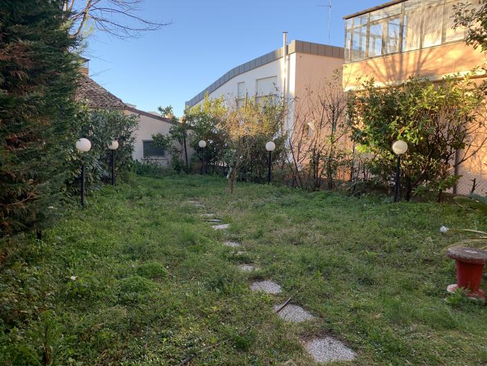 Image No.13-2 Bed Townhouse for sale