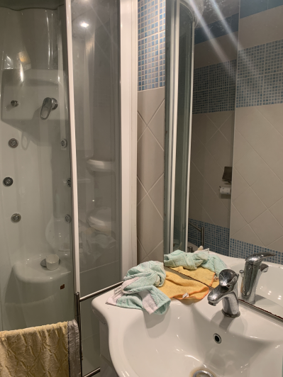 Image No.20-4 Bed Townhouse for sale